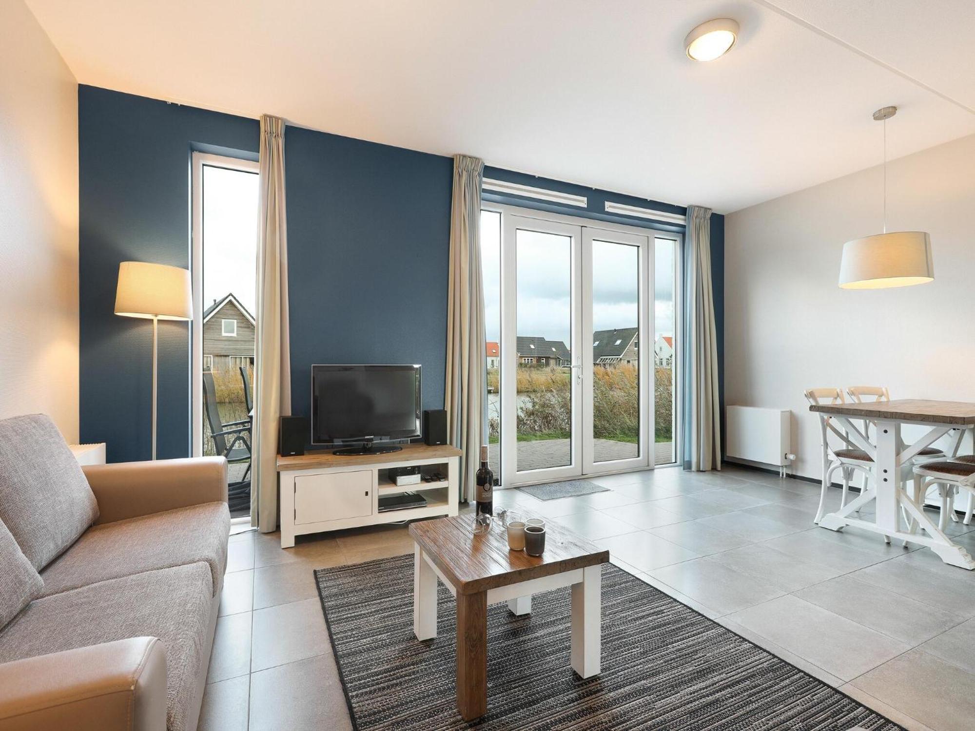Vakantiehuis With 2 Bathrooms, 700 M From The Sea *