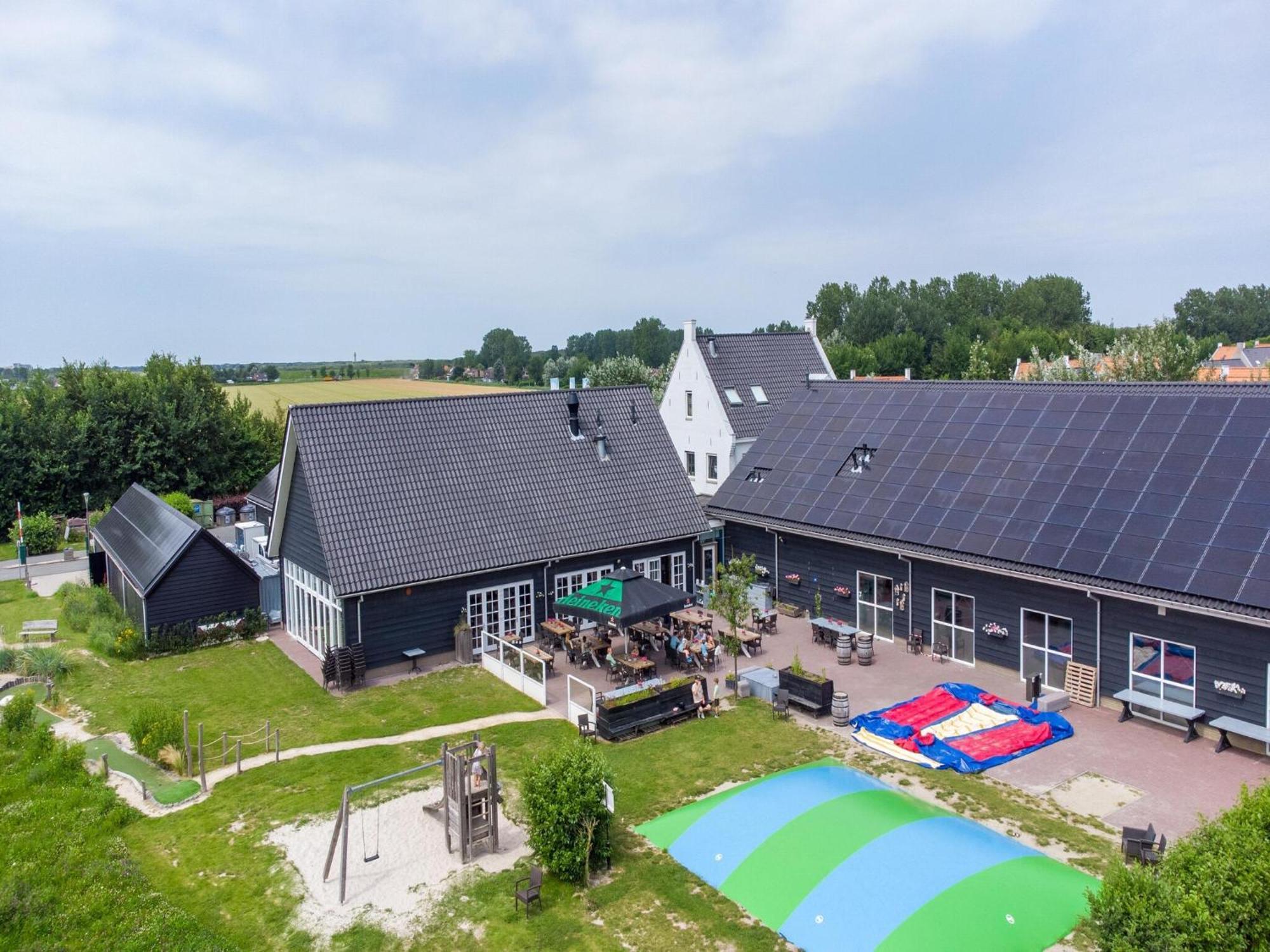 With 2 Bathrooms, 700 M From The Sea * Nieuwvliet